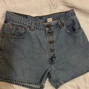 Vintage Levi’s jean shorts high waisted button fly